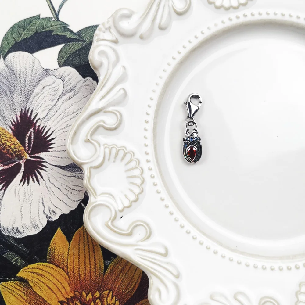 Очаровательная подвеска Жук 925 стерлингового серебра с цветными камнями для