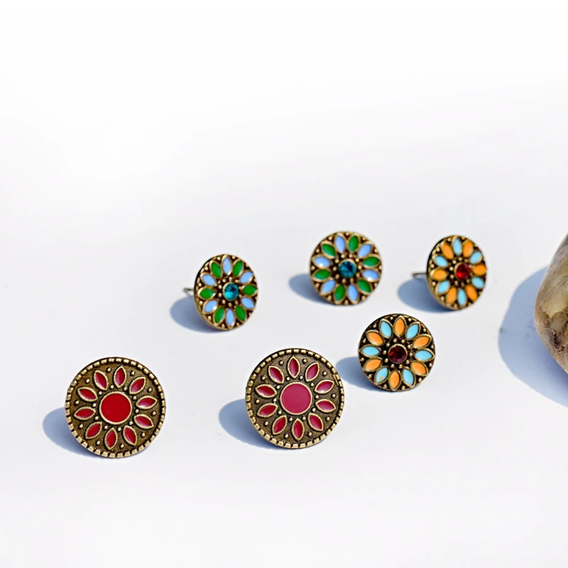 

Tophanqi Antique Bronze Stud Earrings For Women Female 3Pairs/lot Boho Ethnic Colorful Round Flower Carved Earring Jewelry Gift