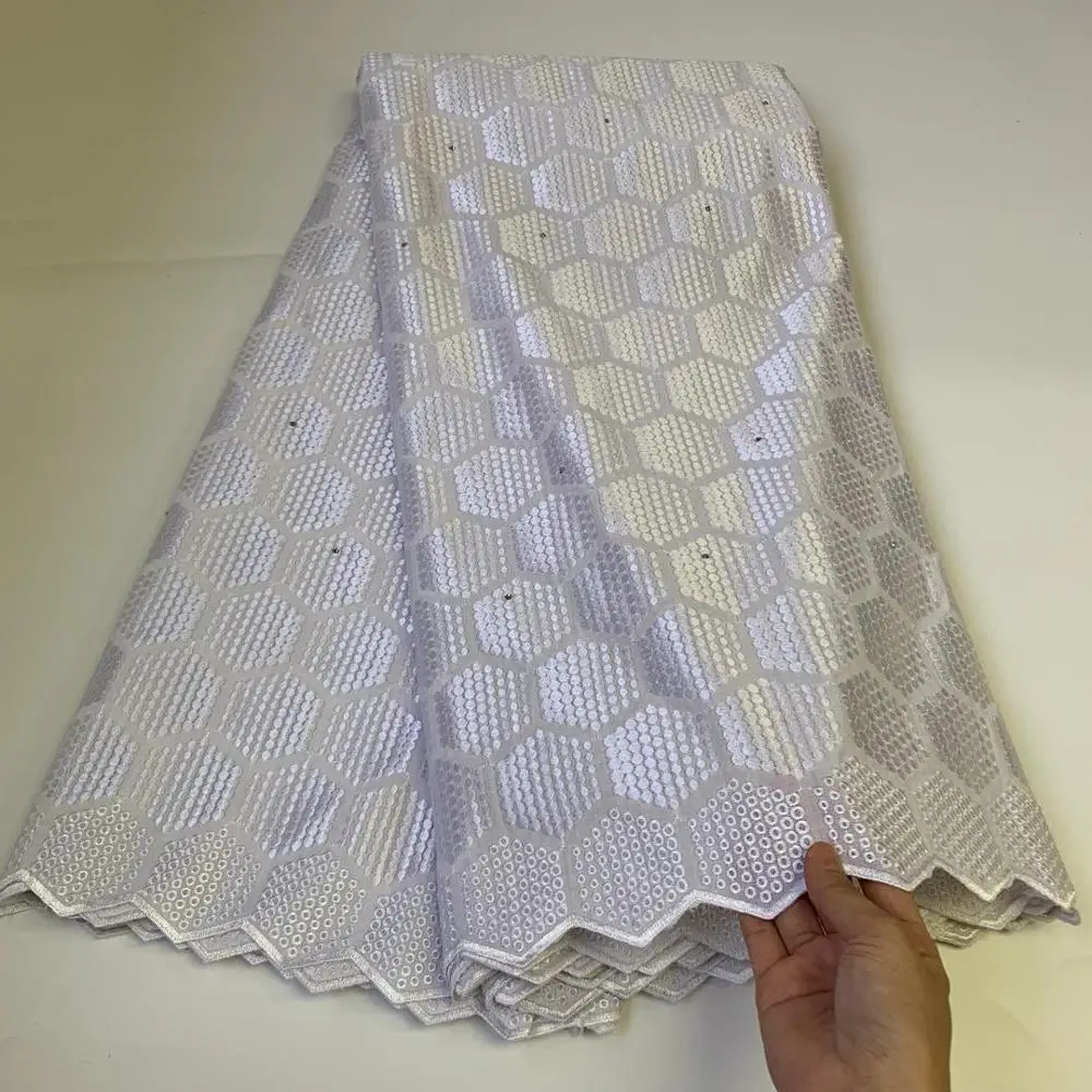 

Latest Design Pure white 100% Cotton African Lace Fabric 2020 High Quality Nigerian Dry Lace Swiss Voile Lace In Switzerland Sew