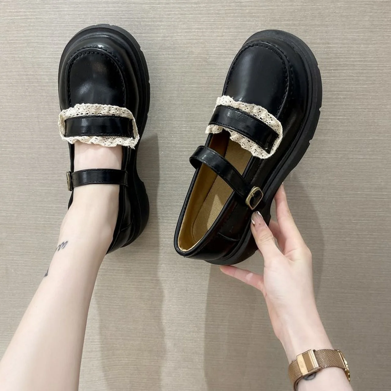 

2021 summer new Small leather shoes female net red fashion wild lace word with thick bottom jk Japanese Mary Jane shoes