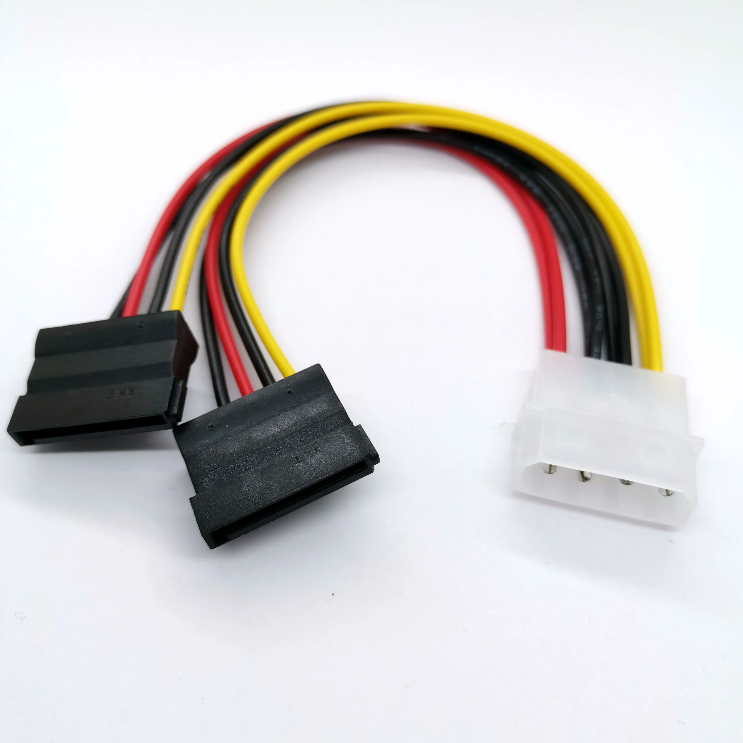 Адаптер для ноутбука Новый 4 контактный IDE Molex на 2 серийный ATA SATA Y разделитель