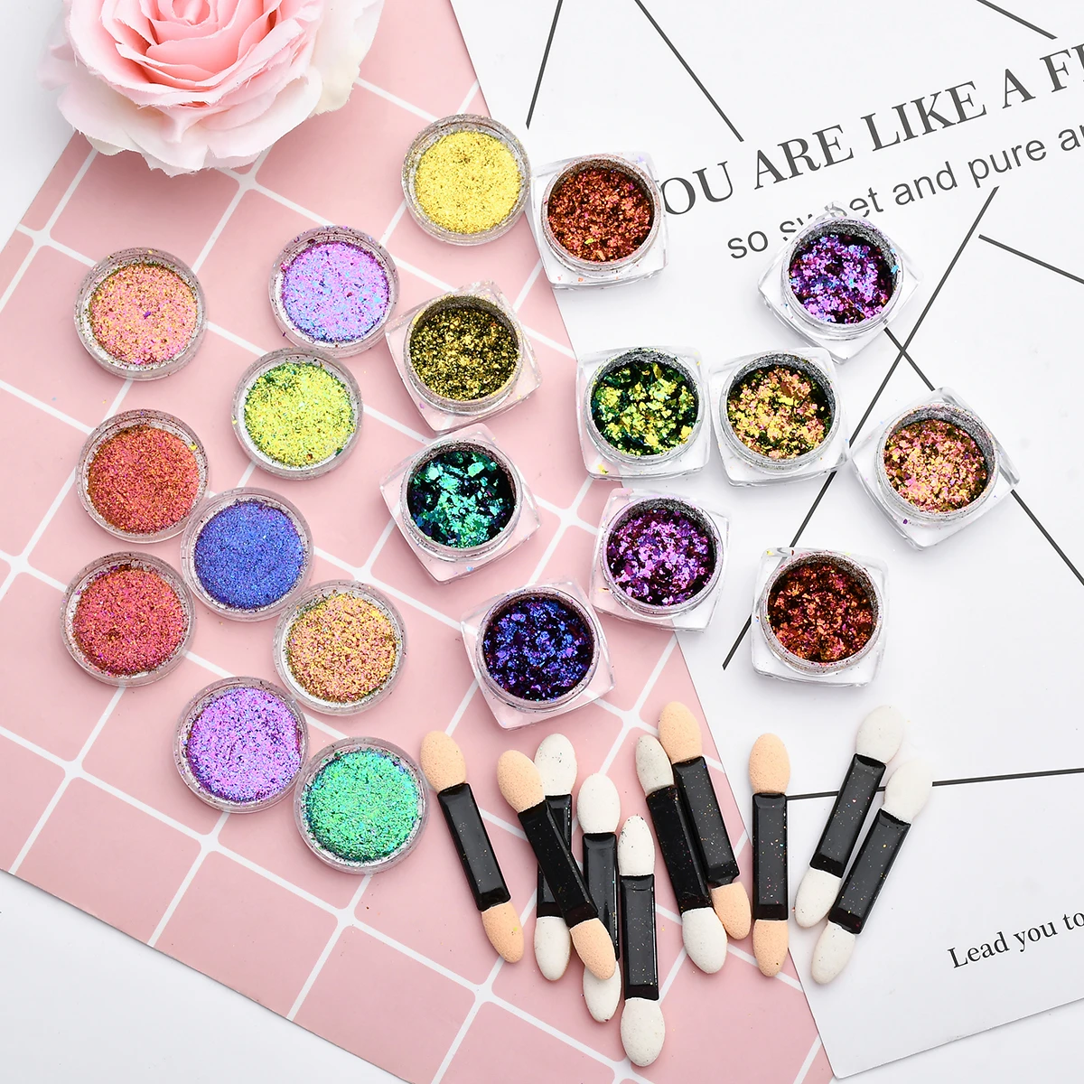 

BEAUTYBIGBANG Chameleon Effect Flake for Nails Sequins Mirror Glitter Powder Chrome Pigment Paillettes Glitter for Nails Dust