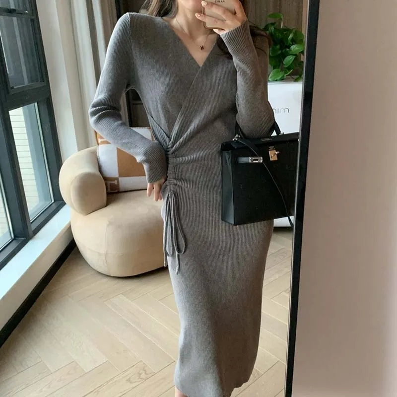 

2021 One-Piece Women V-Neck Drawstring Knit Dress Elegant Simple Long Sleeve Autumn Winter Woman Knitting Sweater Dresses