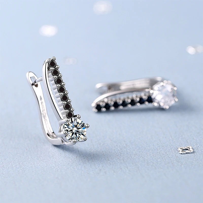 

Women's New Fashion Geometric Square Hoop Earrings Black Row Crystal Zircon Female Trendy Straight Piercing Earring Jewelry Gift