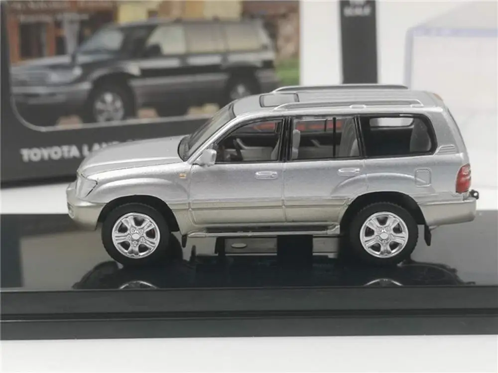1/64 Scale Toyota Land Cruiser LC100 Silver DieCast Car Model Collection HIKASI | Игрушки и хобби