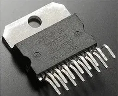 

TDA7379 IC AUDIO PROCESSOR AB MULTIWATT1