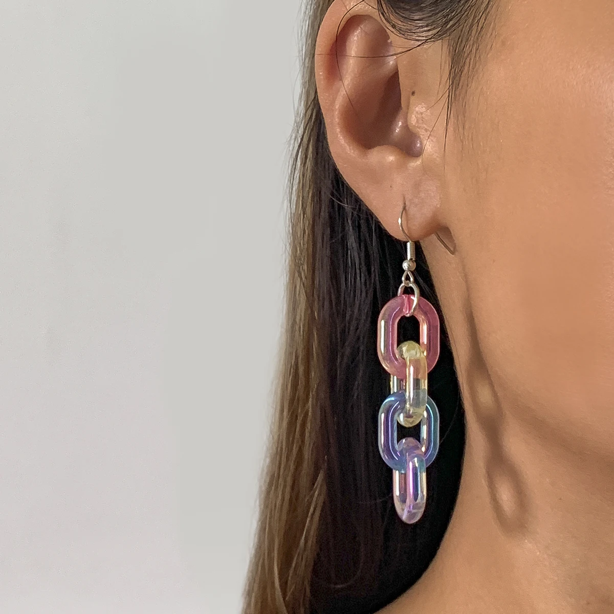 

New Creative Statement Chunky Acrylic Tassel Chain Drop Dangle Earring For 2022 Geometric Cool Colorful Piercing Ear Jewelry