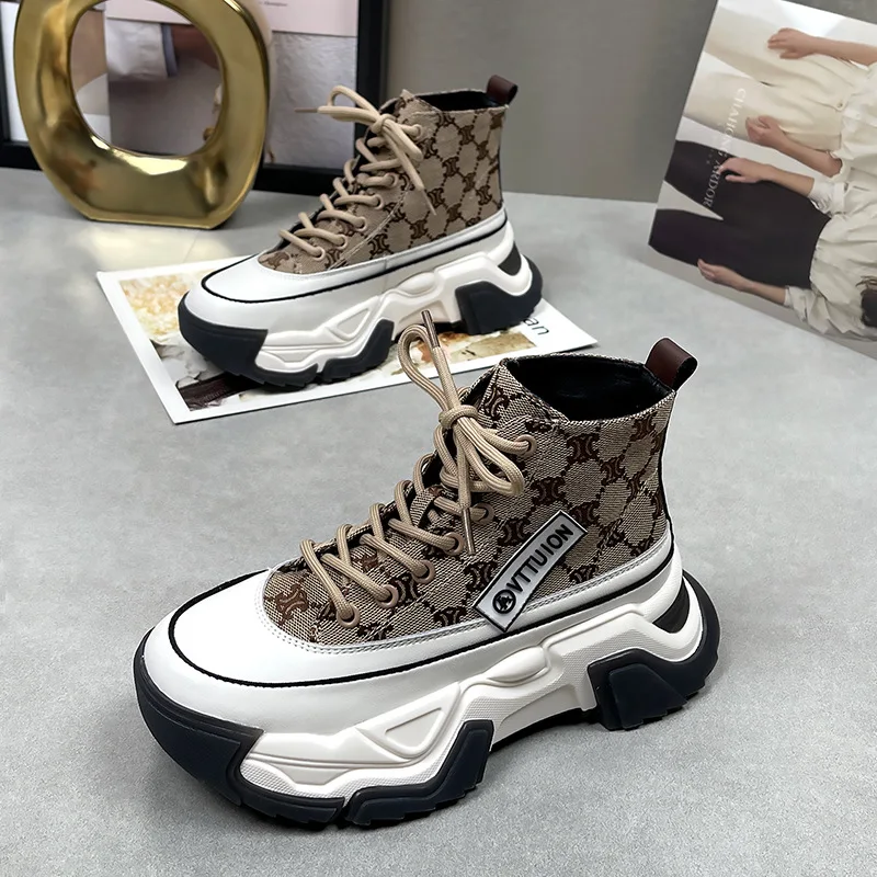 

High-top Old Shoes European Casual Sports Shoes 2021 New in Trend Thick-soled Retro Women's Autumn Shoes Type Heel Height Fit