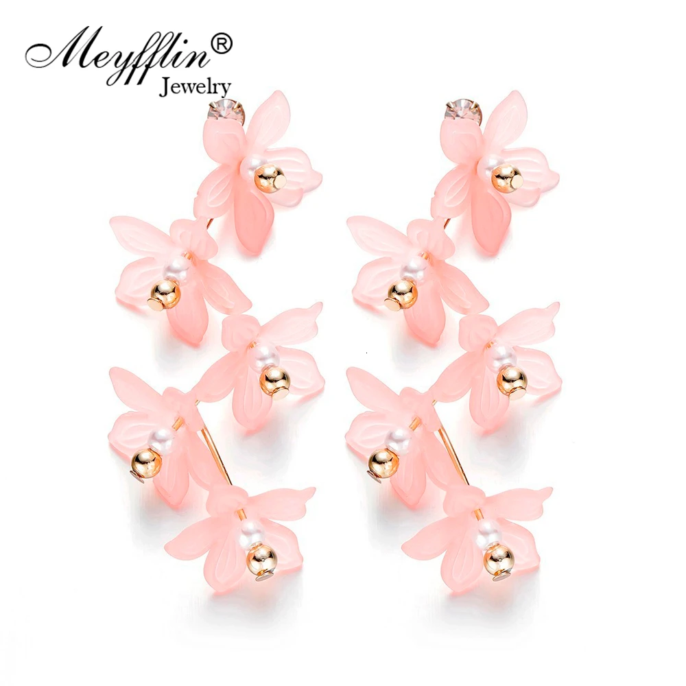 Женские длинные серьги в виде лепестков летние конфетных цветов Корейском стиле