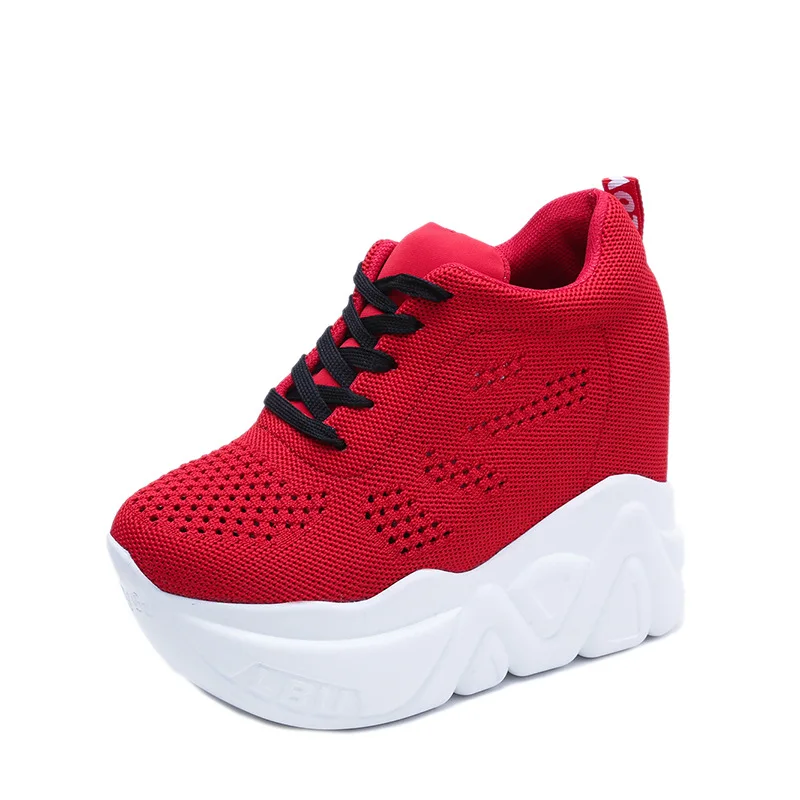

Sneakers in the Spring and Autumn New Korean Version of the Hollowed-out Platform Shoes Heel Wild Thick Hidden Wedge Shoes