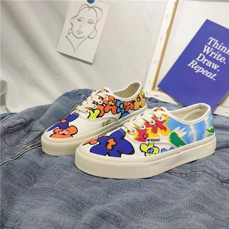 Женские кроссовки спортивные кавайные для бега с вулканизированной подошвой в