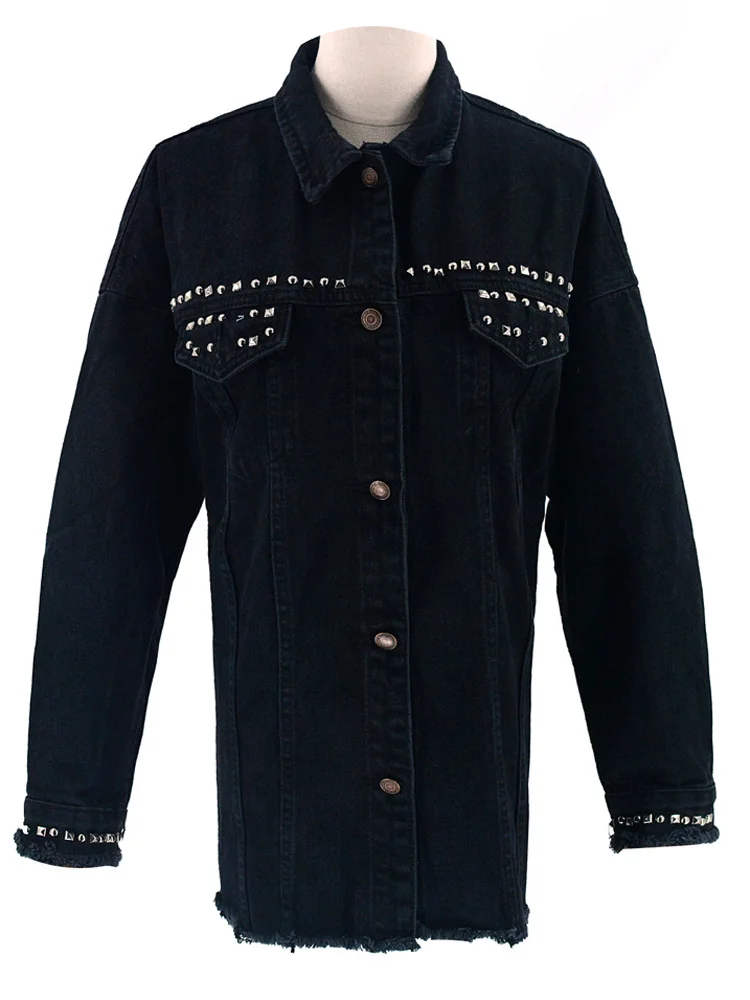 

Coats & Jackets