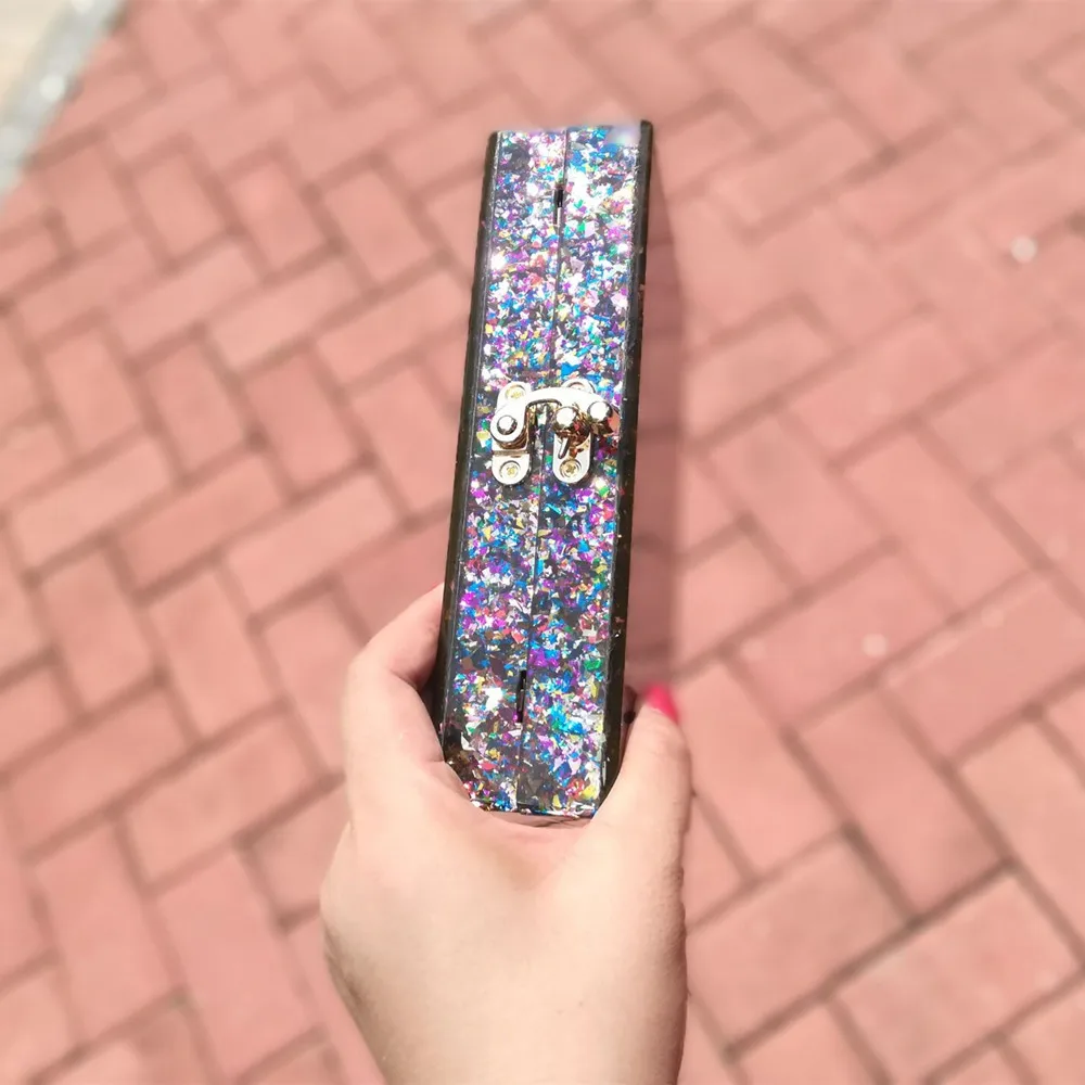 Цветные яркие разноцветные акриловые клатчи сумки через плечо женские