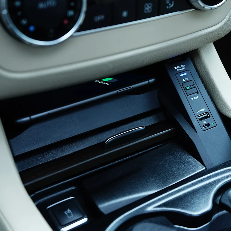 Cargador inalámbrico QI para coche, placa de carga de teléfono inalámbrico de 10W para Mercedes Benz GLE W166 C292 GLS X166 GL ML 2012-2019
