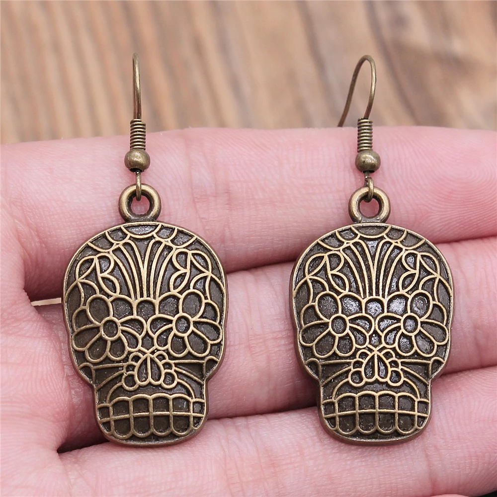 Винтаж 2 Цвета 32x20 мм гравировка череп голова очаровывает серьги подходят для