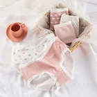 Хлопковые женские трусы с принтом в виде сердечек, нижнее белье, трусы, нижнее белье для женщин в розовую полоску; Нижнее белье для леди, близко расположены чашечки, мягкие трусики NK81