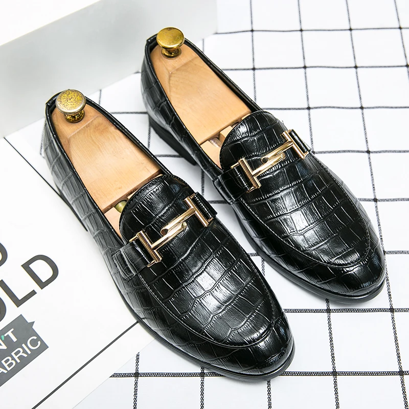 

Men's shoes Leather Embossing Classic Fashion Luxury men shoes Wear-resistant Non slip Mans footwear Anti-slip Black shoes