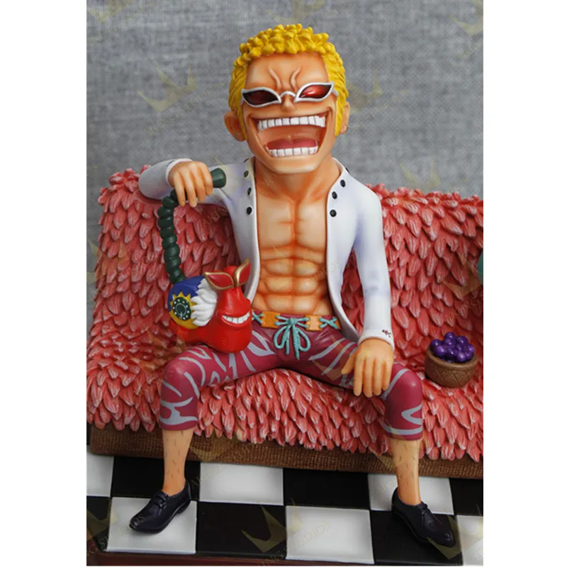 

9" ONE PIECE GK Little Lord Hooligan Donquixote Doflamingo & Sugar Statue Sofa Beach Holiday Scene Resin Action Figure Toy L121