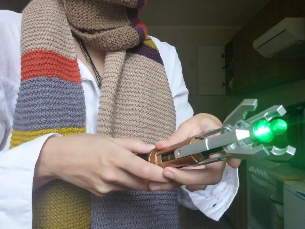 [Забавная] Коллекционная игрушечная отвертка Doctor Who The 12th Doctor's Sonic Dr. с подсветкой