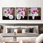 Абстрактная картина цветы в вазе