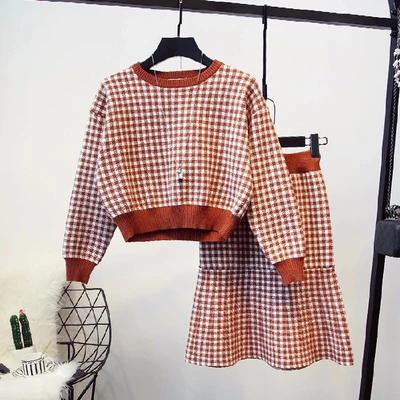 2019 осенние женские вязаный кардиган в клетку комплект со свитером короткий