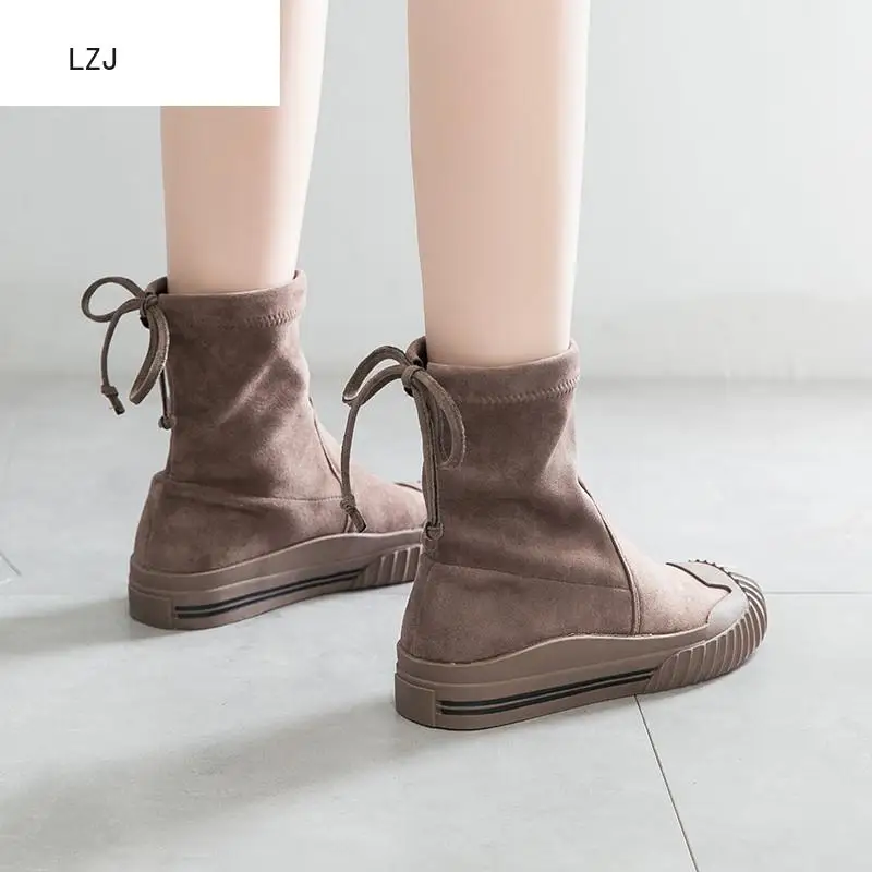 Женские Классические ботильоны из флока черные ботинки-мартинсы на толстом