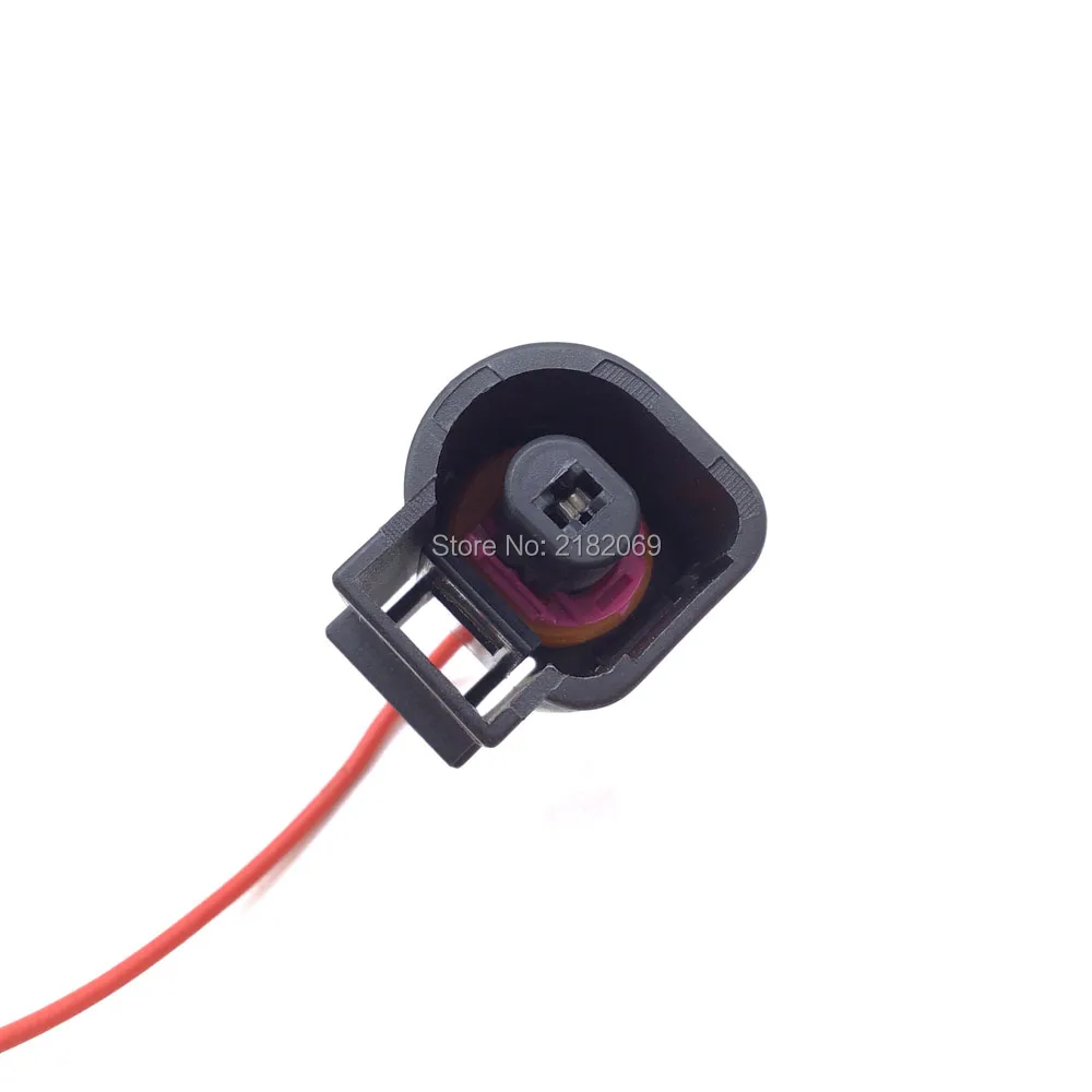 1 Pin Oil Pressure Sensor Plug Connector With Wire Pigtail 1J0973701 For Audi VW Jett a Golf GTI Passat Skoda 1J0 973 701