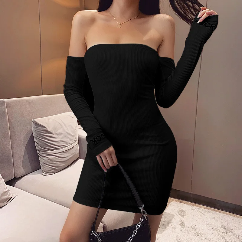 Женское платье футляр с вышивкой и надписью однотонное|Женские платья| |