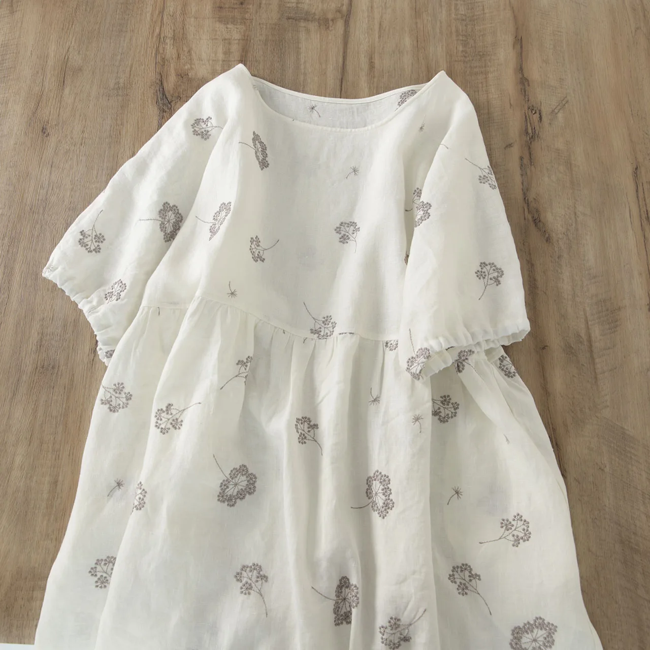 

Summer Women Japan Style Mori Girls Loose Plus Size Embroidery Comfortable 14*14 Water Washed Linen Frock Pullover White Dresses