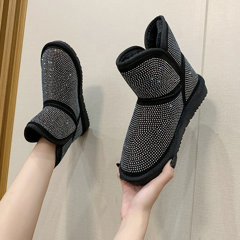 

2020 New Women Snow Boots Fashion Crystal Ladies Ankle Boots Winter Warm Fur Female Short Booties Causal Woman Furry Flat Shoes