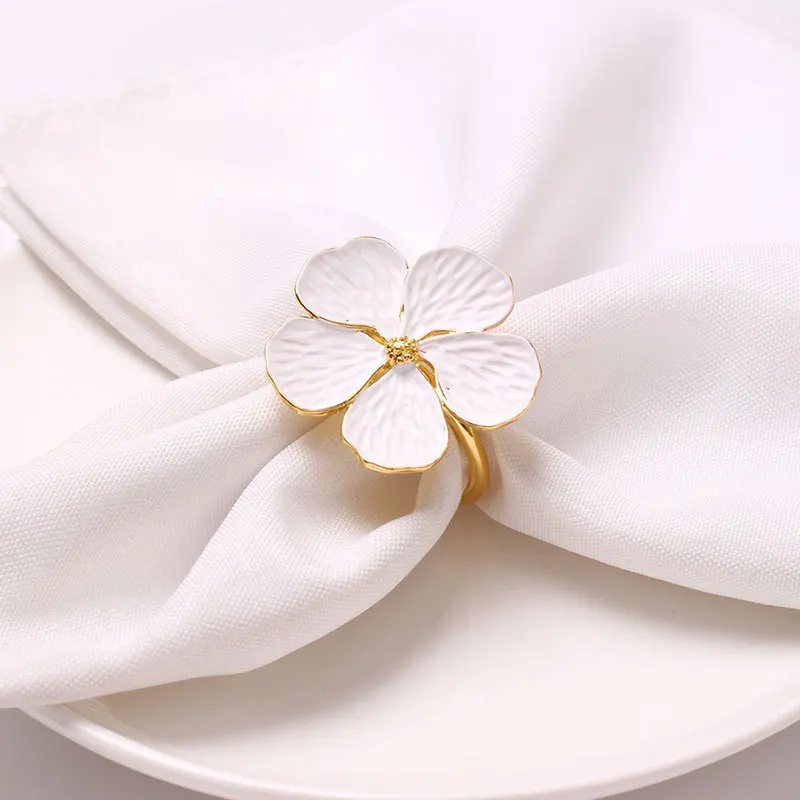 

6pcs Plum Napkin Ring Vegetable White Oil Flower Napkin Buckle Paper Napkin Ring Wedding Hotel Restaurant Table Decor Accessorie
