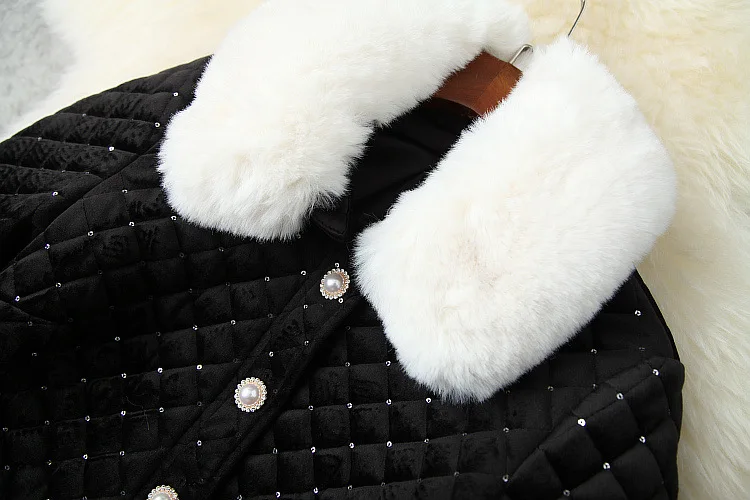 

European and American women's wear 2020 winter new style Long-sleeved fur-collar coat Sequined skirt Fashionable velvet suit