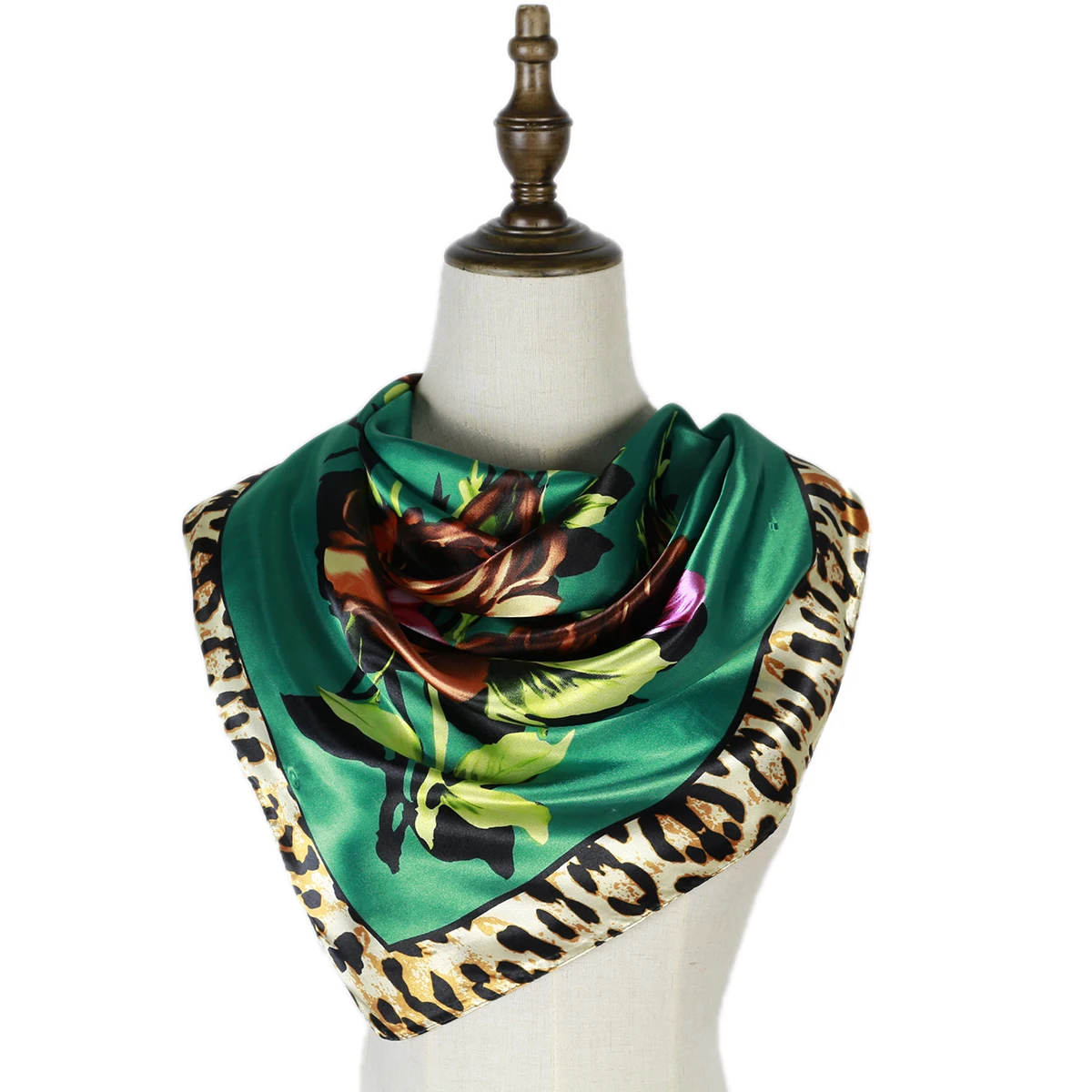 Женский шелковый шарф 90 см квадратный Леопардовый цветочный принт |