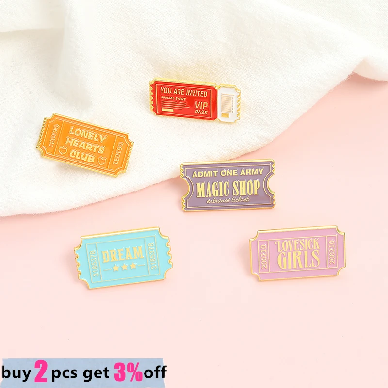 Эмалированные заколки для лацканов на заказ броши VIP-пропуска одинокого клуба