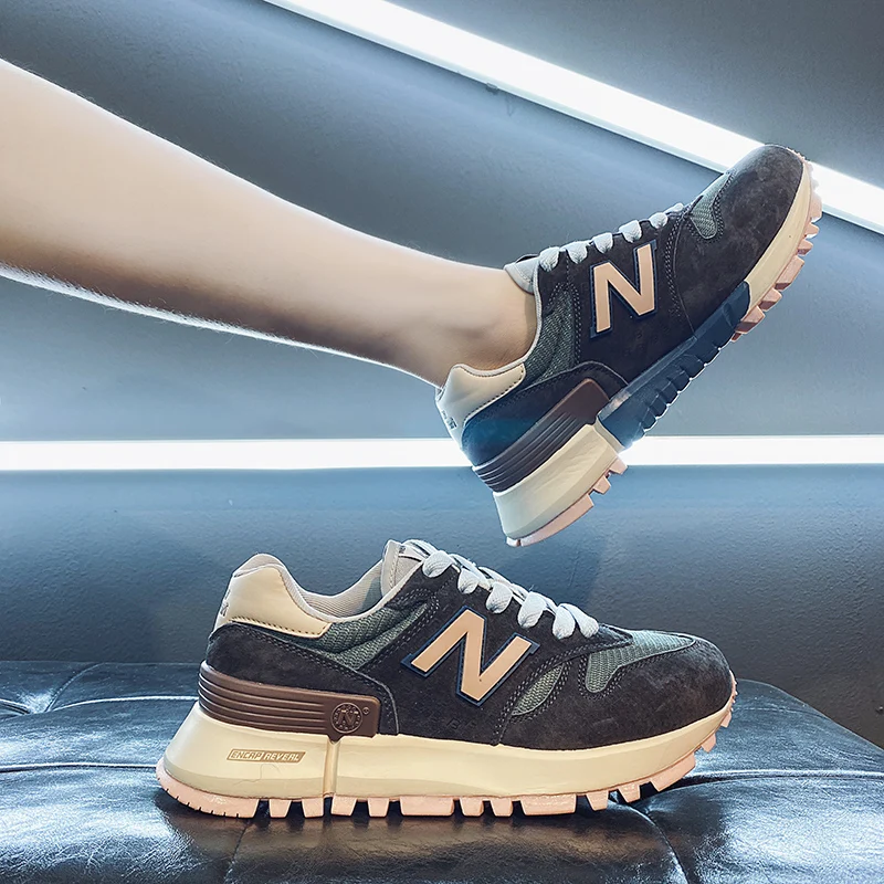 

New fashion high-end leather men and women jogging shoes, autumn Balance couple morning exercise outdoor jogging shoes