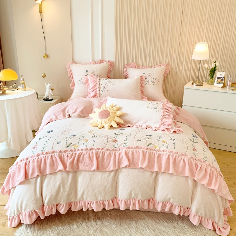 

Winter Shaggy Soft Velvet Fleece Floral Embroidery Princess Bedding Set Ruffle Quilt/Duvet Cover Bedspread Bed Linen Pillowcases