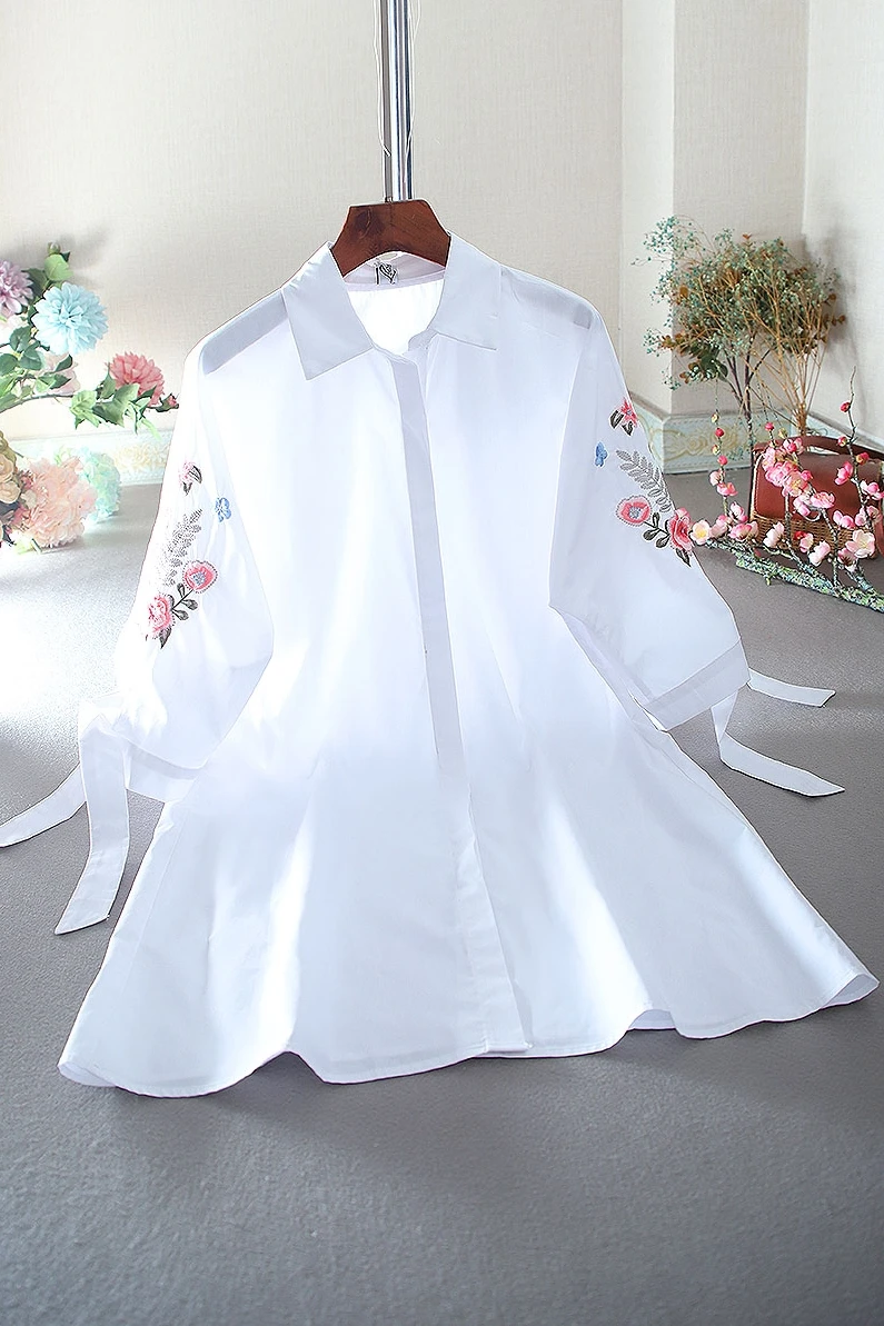 

SuperAen Korean Fashion New Design Loose Casual Mid-length Turn-down Collar Embroidery Office Lady Womens Long Shirts