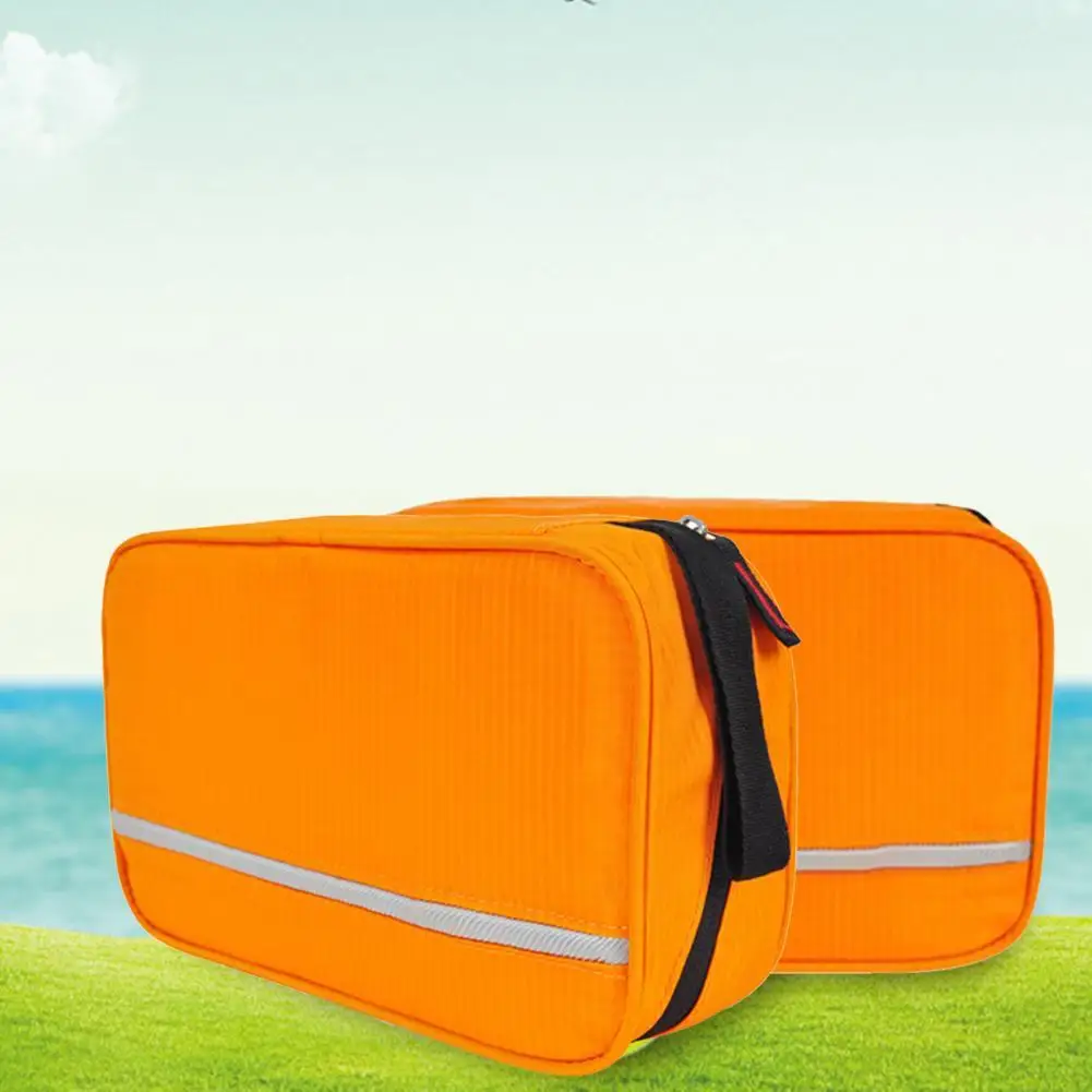 

Outdoor children adult storage bags Storage Bag Wall Mounted Space-Saving Oxford Cloth Ladies Beauty Toiletry Case for Home