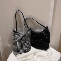 2022 diamond tote bucket bag armpit bag fashion new quality pu leather womens designer handbag travel shoulder messenger bag