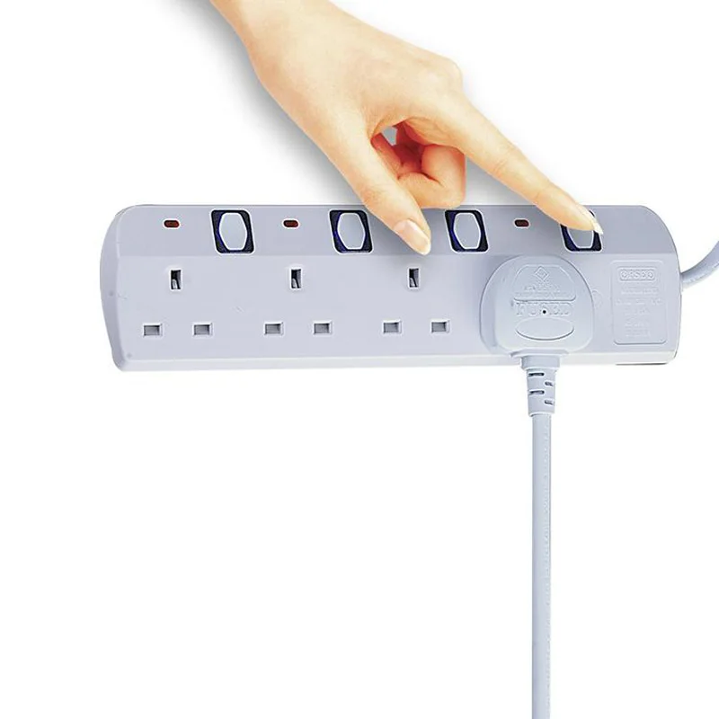 Электрический удлинитель переменного тока с индивидуальным переключателем