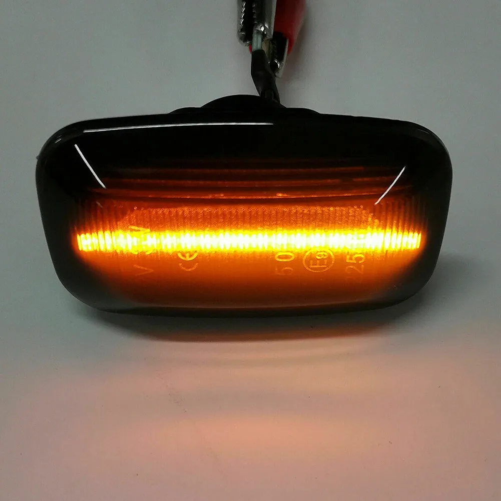 

12V DC SIDE INDICATORS LIGHTS For Toyota Land Cruiser 70 80 100 LED Marker Parts Replacement