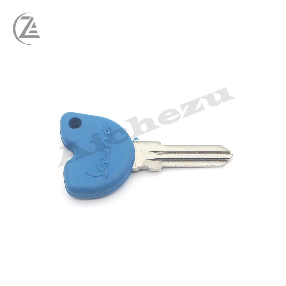 

ACZ Blue Uncut Blank Key + Transponder Chip fit Vespa ET4. LX, LXV 125, 200, 250, 300