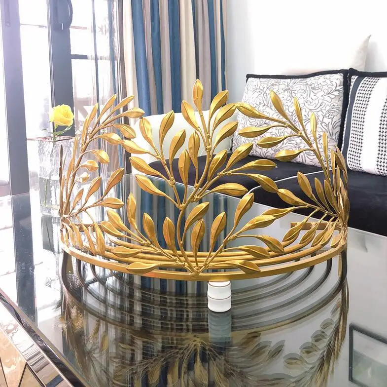 

Ins Nordic style simple iron double golden leaves double track frame princess crown mosquito net bed curtain iron frame