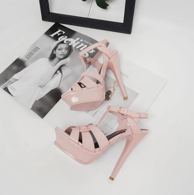 Модная женская обувь на платформе Босоножки высоком каблуке Летние туфли