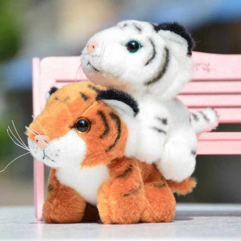 

Plush Tiger Shaped Keychain Dolls Stuffed Pendant Bag Hanging Purse Backpack Handbag Charms Fittings for Kids and Woman