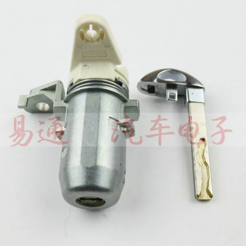 

Car left door lock cylinder for Buick Envision Verano New LACROSSE Centrol lock cylinder