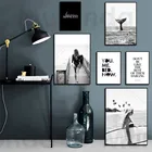 Черно-белый плакат, современная мода, настенное искусство, серфинг, женщина, буква Скандинавская Картина на холсте, картина, принты, декор для гостиной
