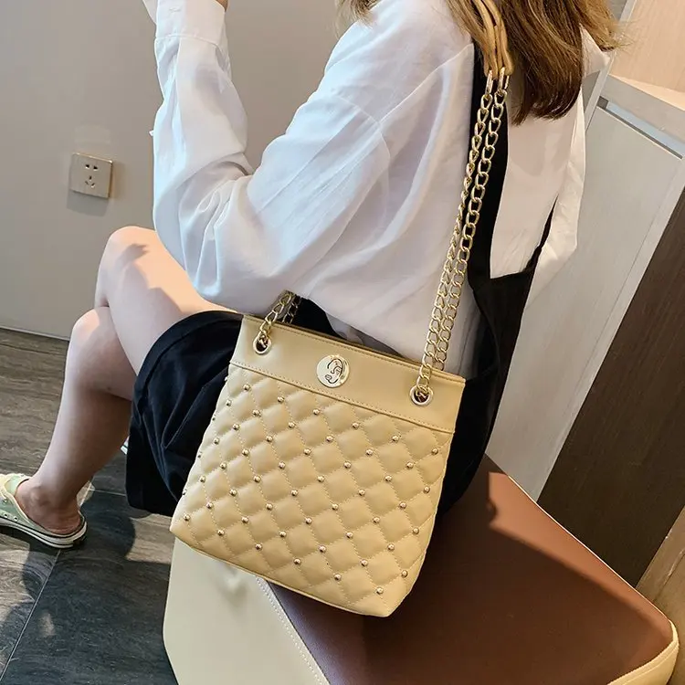 Сумка на цепочке для девушек летняя Новинка 2019 маленькая трендовая Корейская