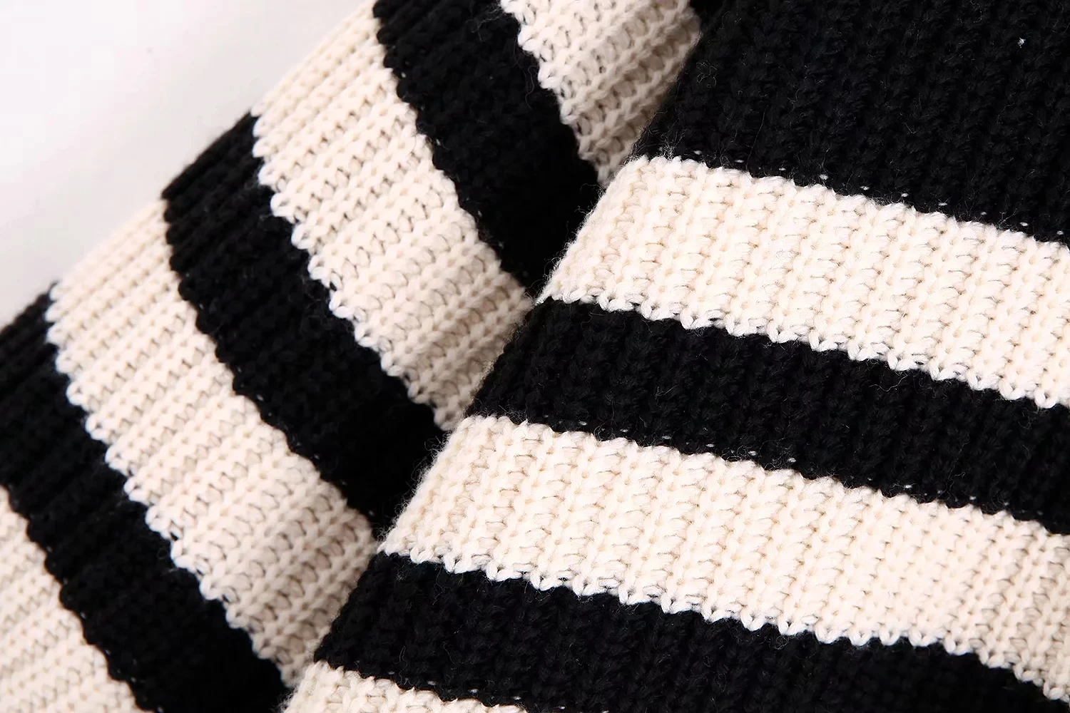 autumn long sleeve knitted Sweater women black white loose stripe winter Pullovers Casual Knitwear casual Clothing 2019 | Женская одежда