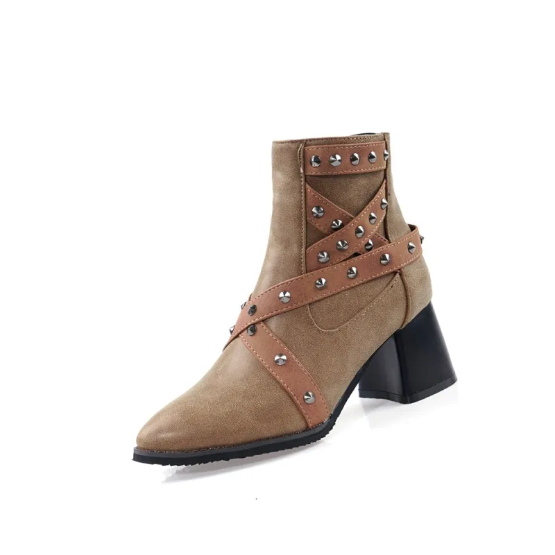 

Большие размеры; Женская обувь; Женские ботильоны; Женские ботинки; Женская зимняя обувь с металлической отделкой и боковой молнией